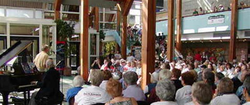Public jam at Hult Center, 2003