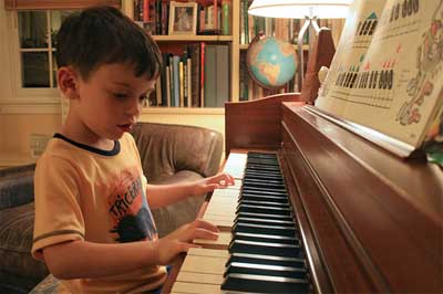 Child at piano